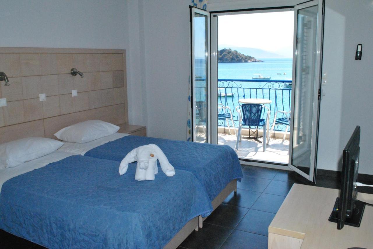 Hotel Aris Tolón Esterno foto