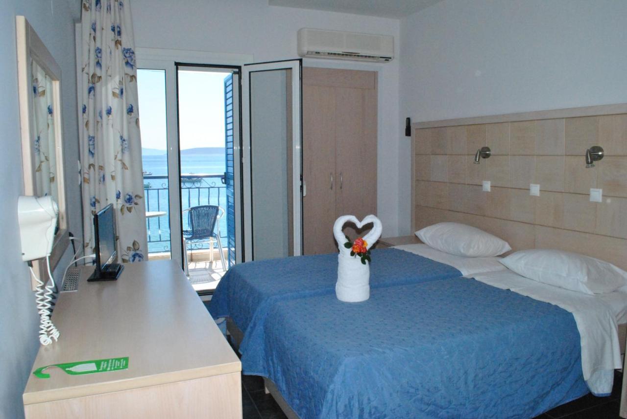 Hotel Aris Tolón Esterno foto